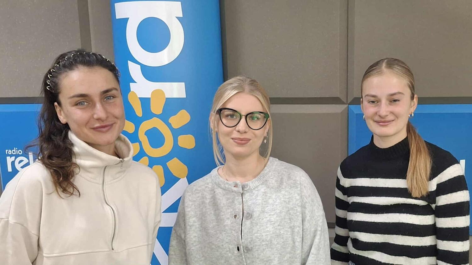 g12-zuzanna-markiewicz-klaudia-wolska-i-malgorzata-wolska-stajnia-carino-171025-radio-i-portal-master-rdm.mp3